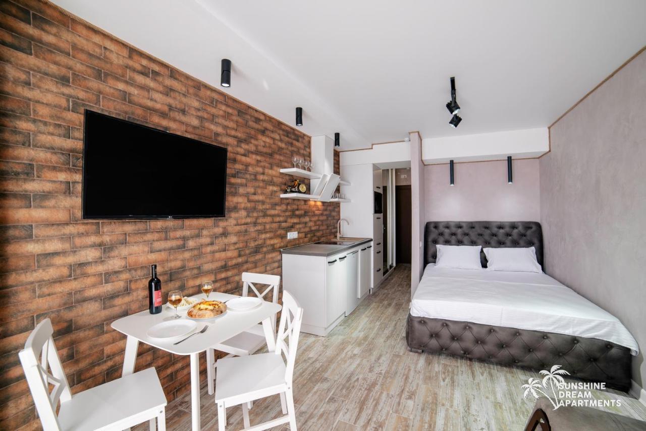 Sunshine Apartments Orbi Beach Tower Batumi Kültér fotó